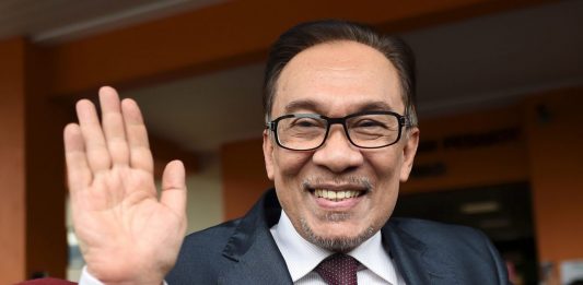 the Individuals and Ngo Hope That the Anwar Ibrahim Malaysia Madani Administration, in the Form of Unity Government Decreed by Agong, and the Communications Ministry, Respond Constructively. - Nmh Filepic