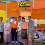 Uncle Roger and Adli Yahya at a Fuiyoh! Luncheon for the Autism Community