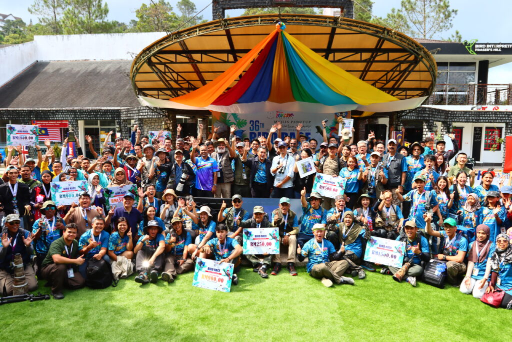 Photo2-tm-nmh | Nmh All the Participants and Organisers at the Franser's Hill competition