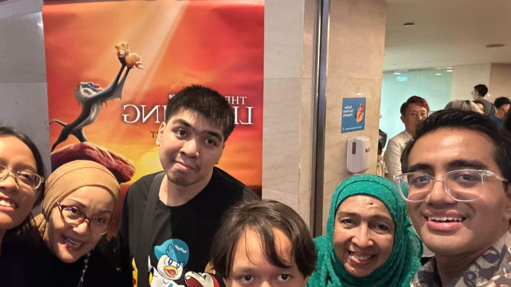 a Quick Reunion Wefie: Former Colleagues Hasnah (second Right) and Mazuin (second Left) with Our Children Before the Lion King Live in Concert at Plenary Hall, Kuala Lumpur Convention Centre, Recently. Pic Credit: Mazuin Murtadza