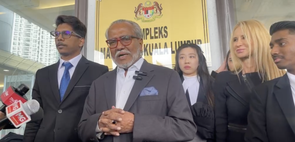 Shafee-pc-nmh | Nmh Tan Sri Shafee Abdullah Speaks to Members of the Media After Proceedings in the 1mdb Civil Suit at the Kuala Lumpur Court Complex.